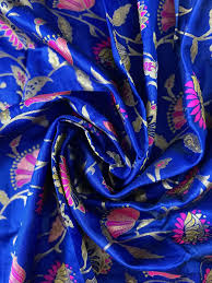 How to Identify a Genuine Banarasi Saree Before You Buy