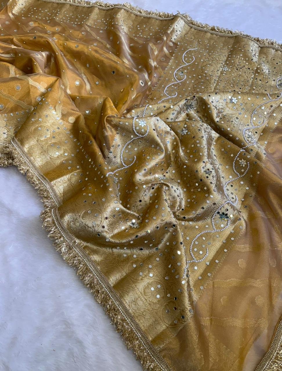 Suvarna Meera Tissue Saree