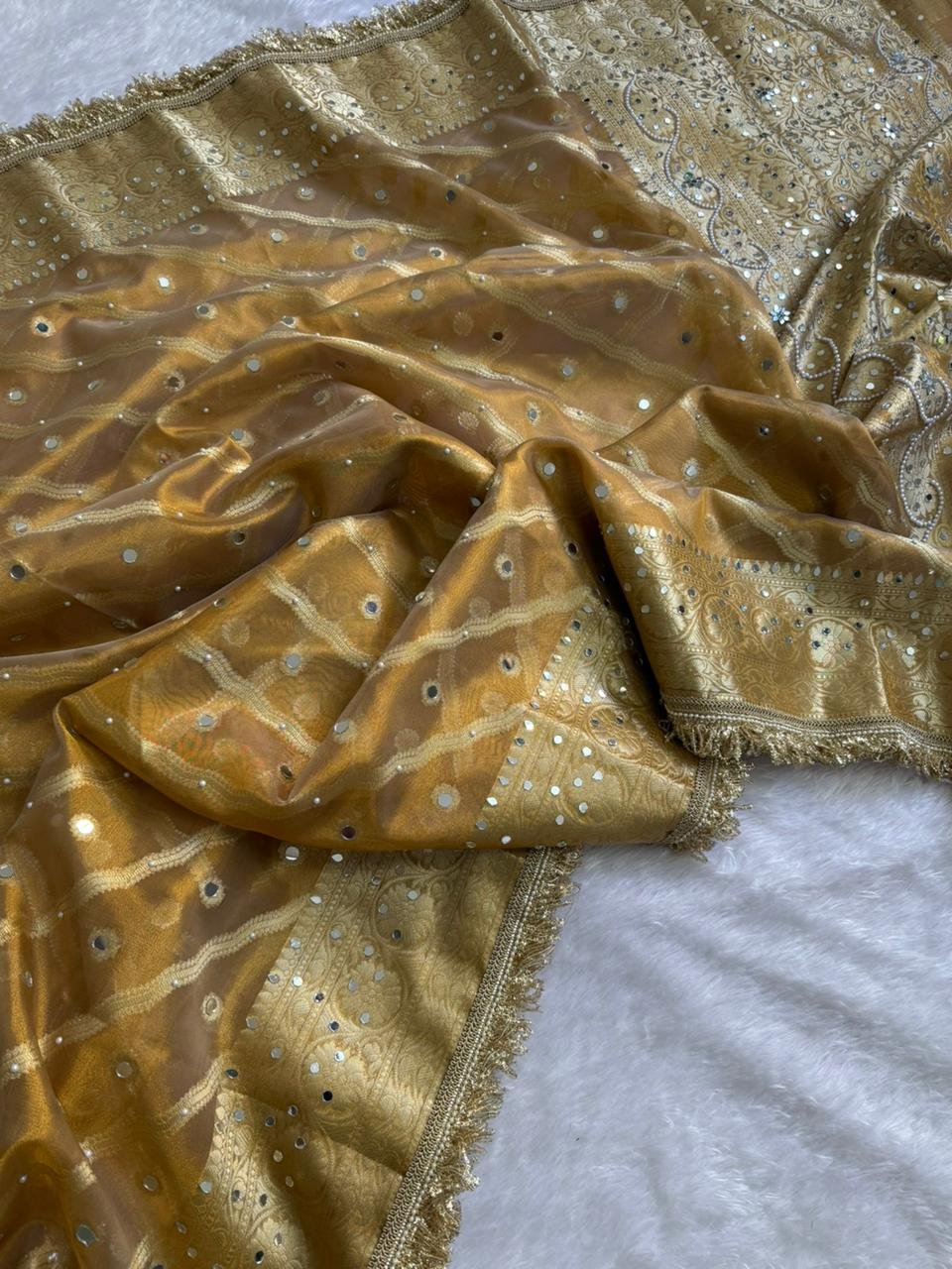 Suvarna Meera Tissue Saree
